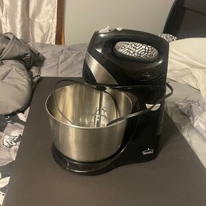 Rival Black and Silver Kitchen Stand Mixer